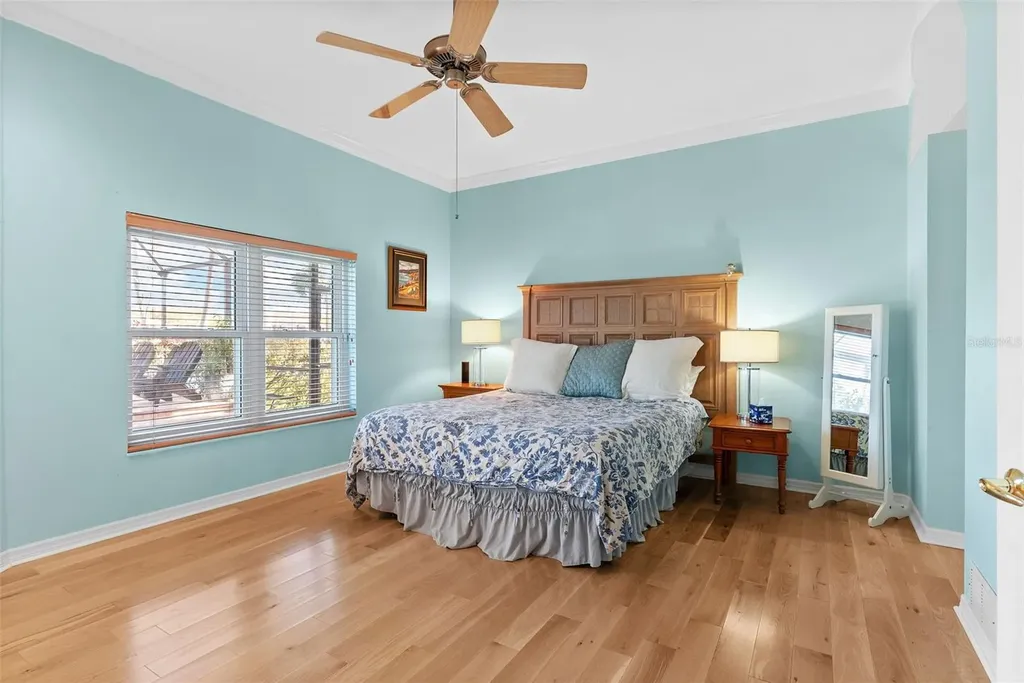 4731 Coconut Palm Circle NE St Petersburg FL 33703