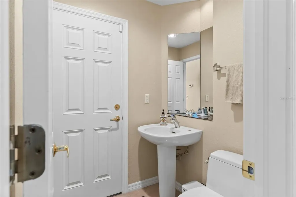 4731 Coconut Palm Circle NE St Petersburg FL 33703