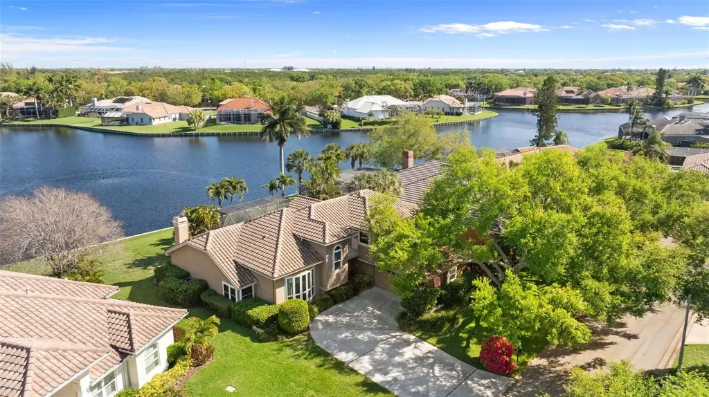 4731 Coconut Palm Circle NE St Petersburg FL 33703