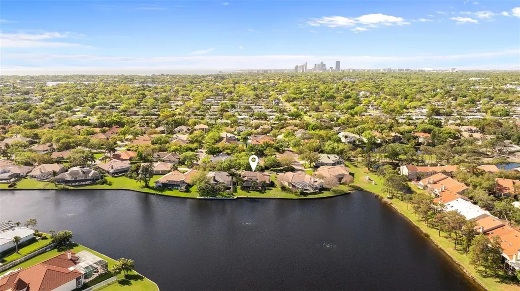 4731 Coconut Palm Circle NE St Petersburg FL 33703