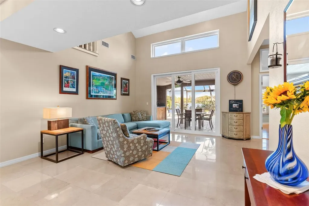 4731 Coconut Palm Circle NE St Petersburg FL 33703