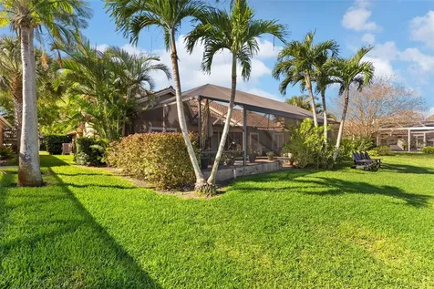 4731 Coconut Palm Circle NE St Petersburg FL 33703