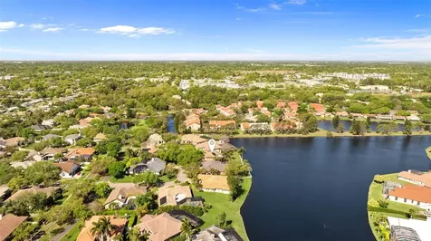 4731 Coconut Palm Circle NE St Petersburg FL 33703