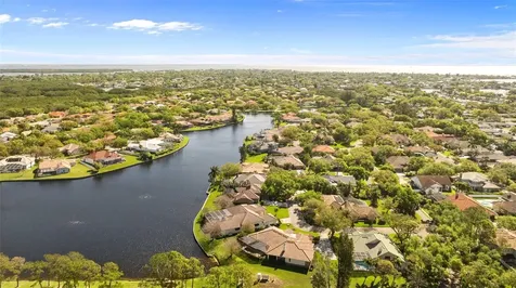 4731 Coconut Palm Circle NE St Petersburg FL 33703