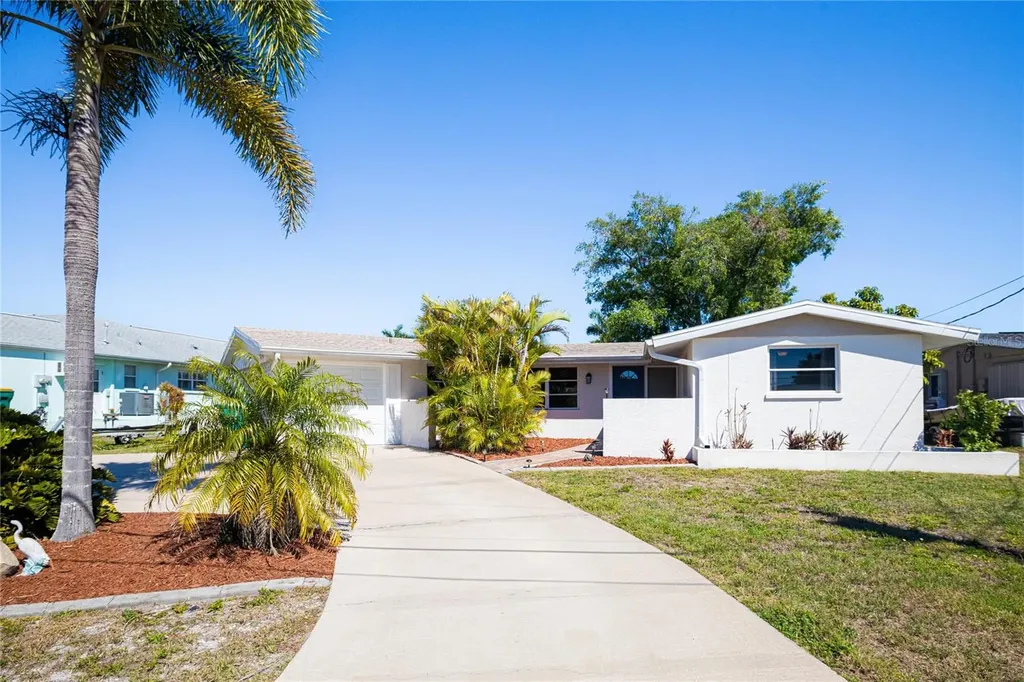 209 Deerfield Avenue NE Port Charlotte FL 33952