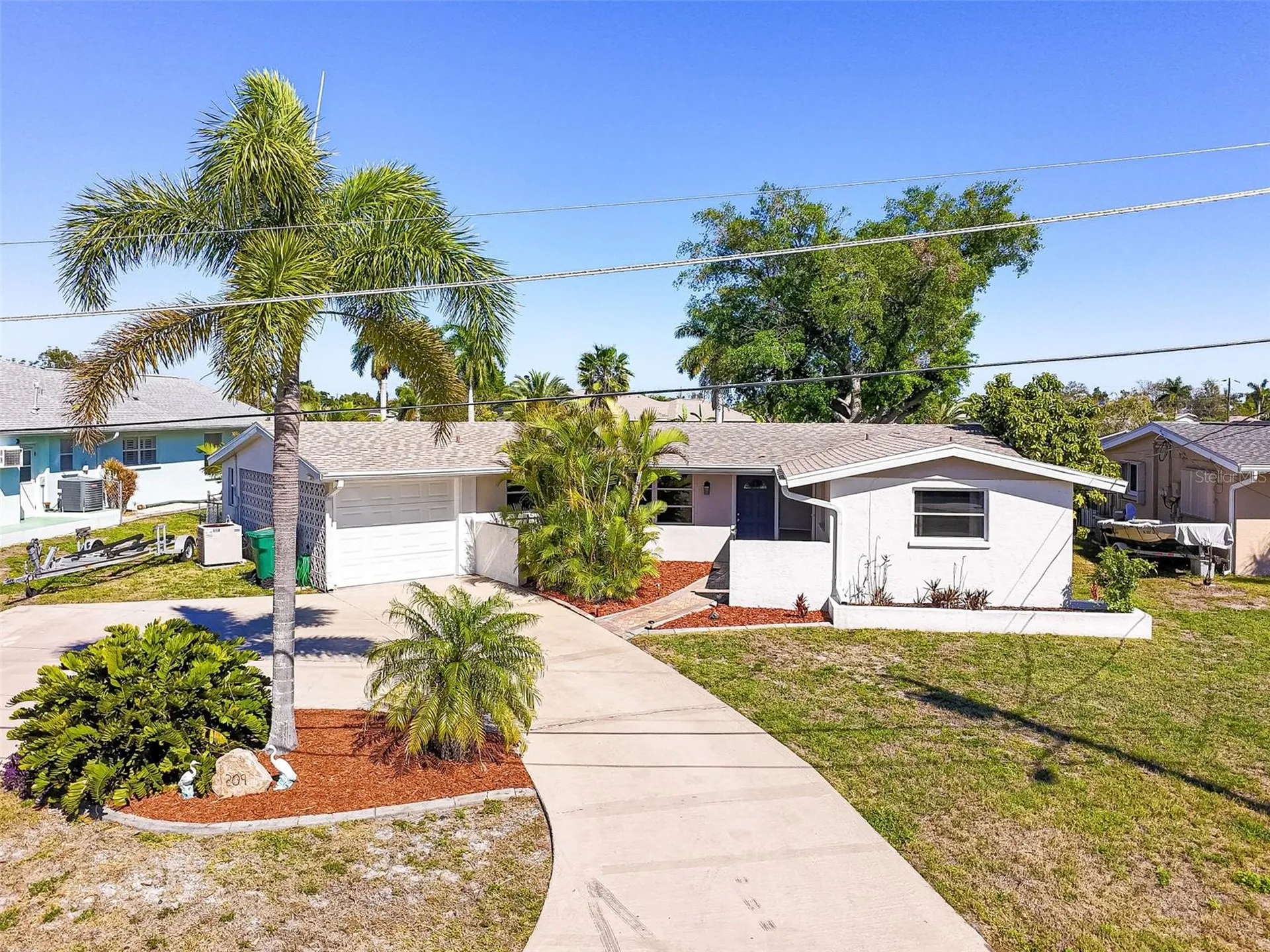 209 Deerfield Avenue NE Port Charlotte FL 33952