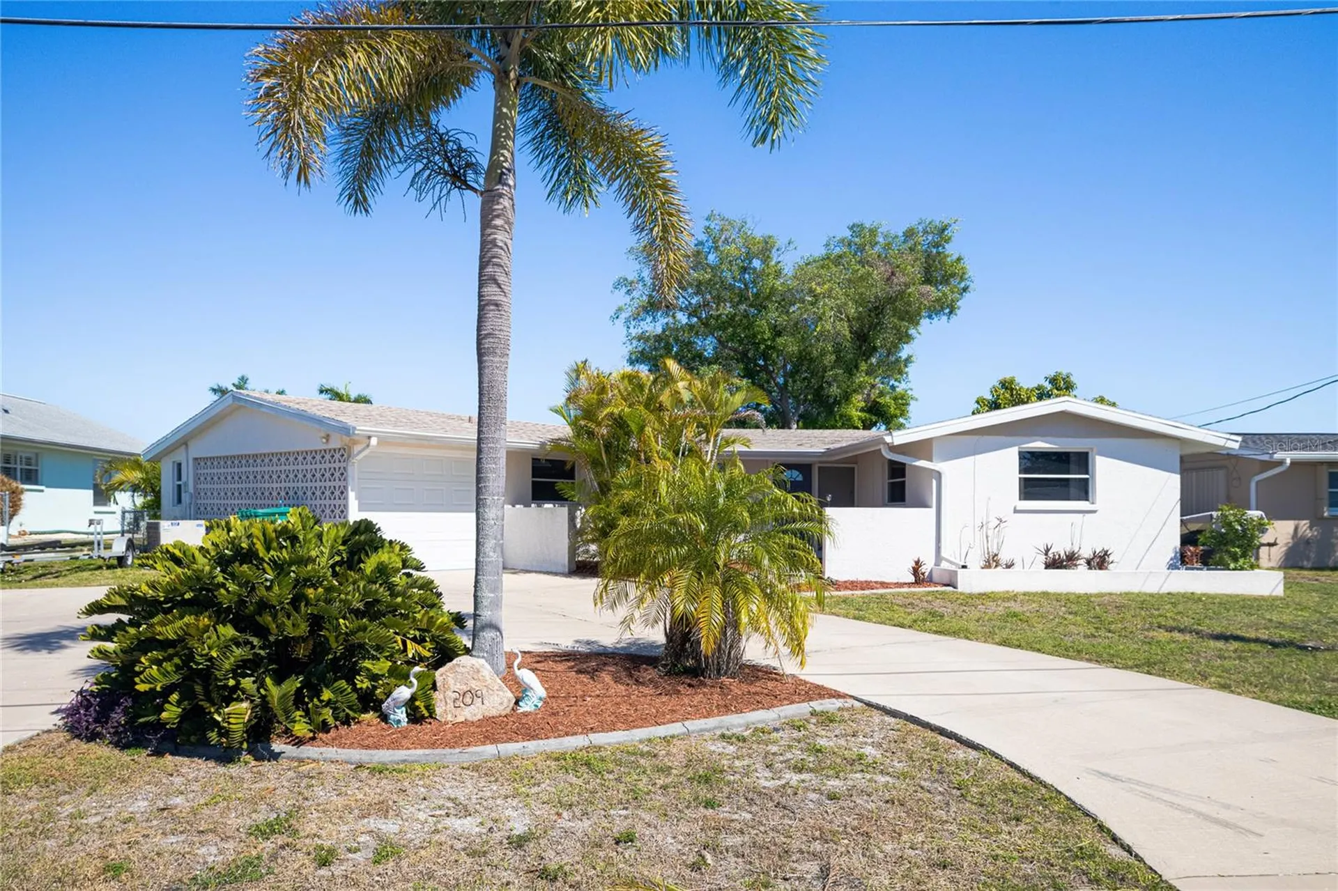 209 Deerfield Avenue NE Port Charlotte FL 33952