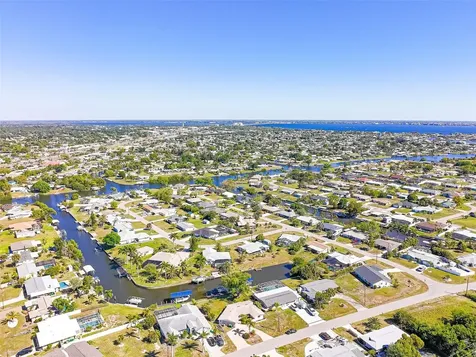 209 Deerfield Avenue NE Port Charlotte FL 33952