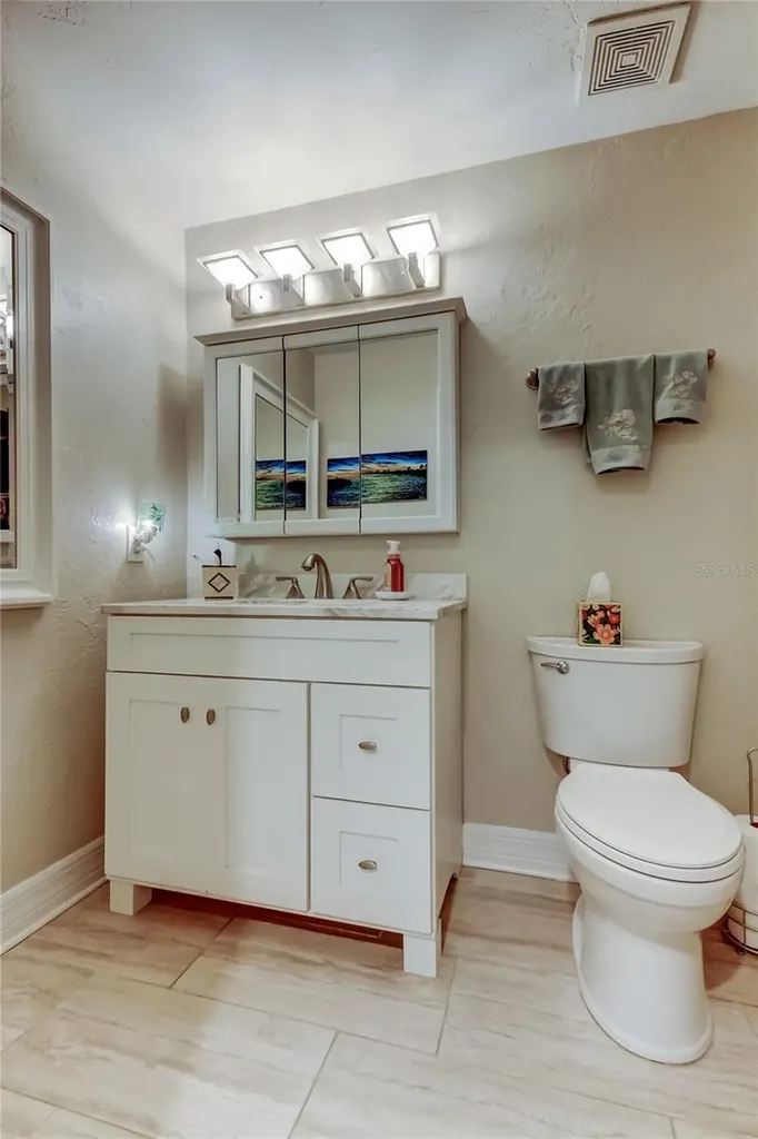 1407 Lennox Road E Palm Harbor FL 34683