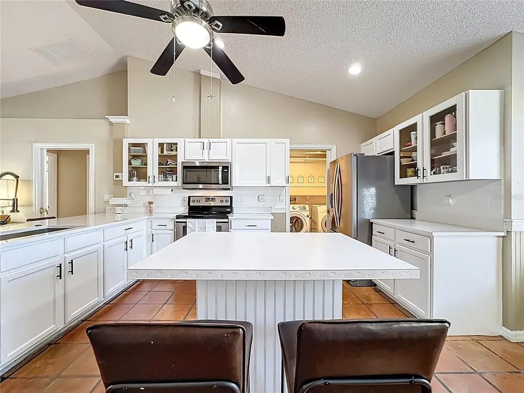 1212 Demoiselle Street Groveland FL 34736