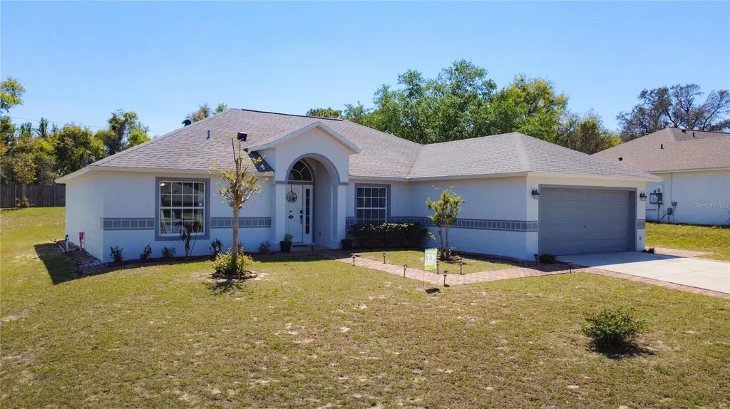 1212 Demoiselle Street Groveland FL 34736