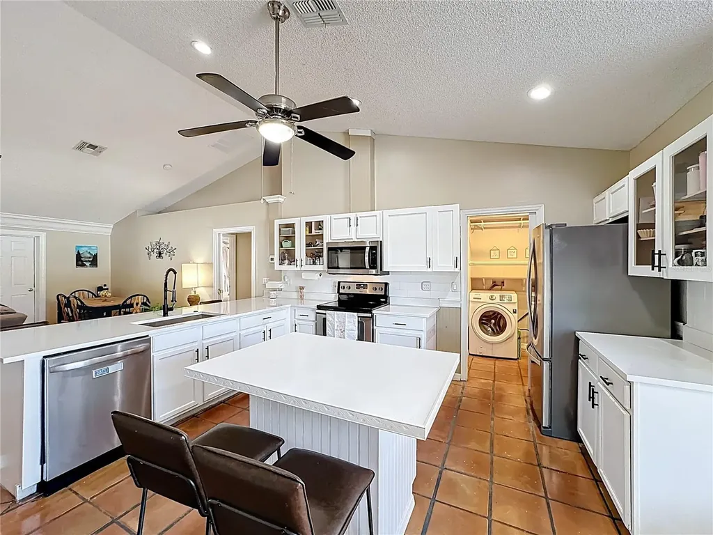 1212 Demoiselle Street Groveland FL 34736