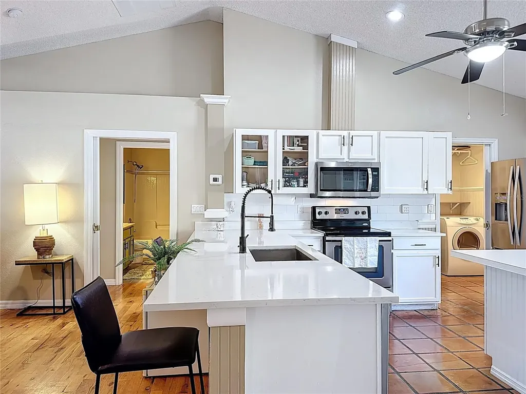 1212 Demoiselle Street Groveland FL 34736