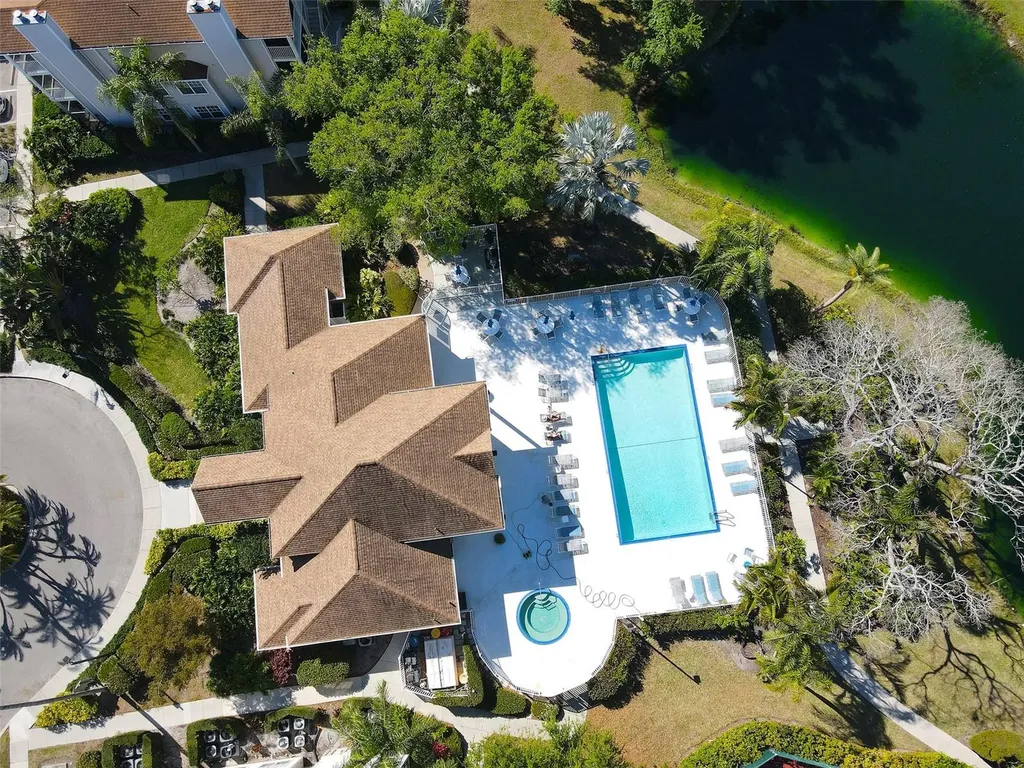 850 S Tamiami Trail Sarasota FL 34236