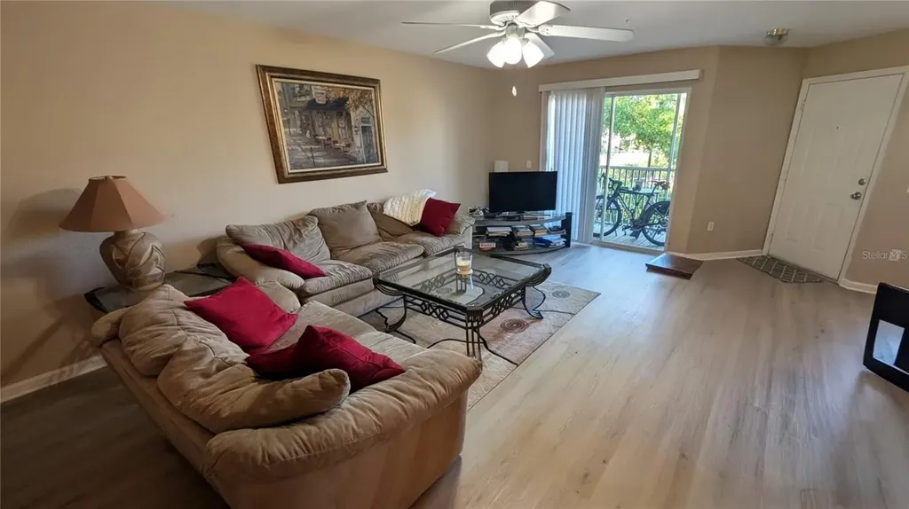 850 S Tamiami Trail Sarasota FL 34236