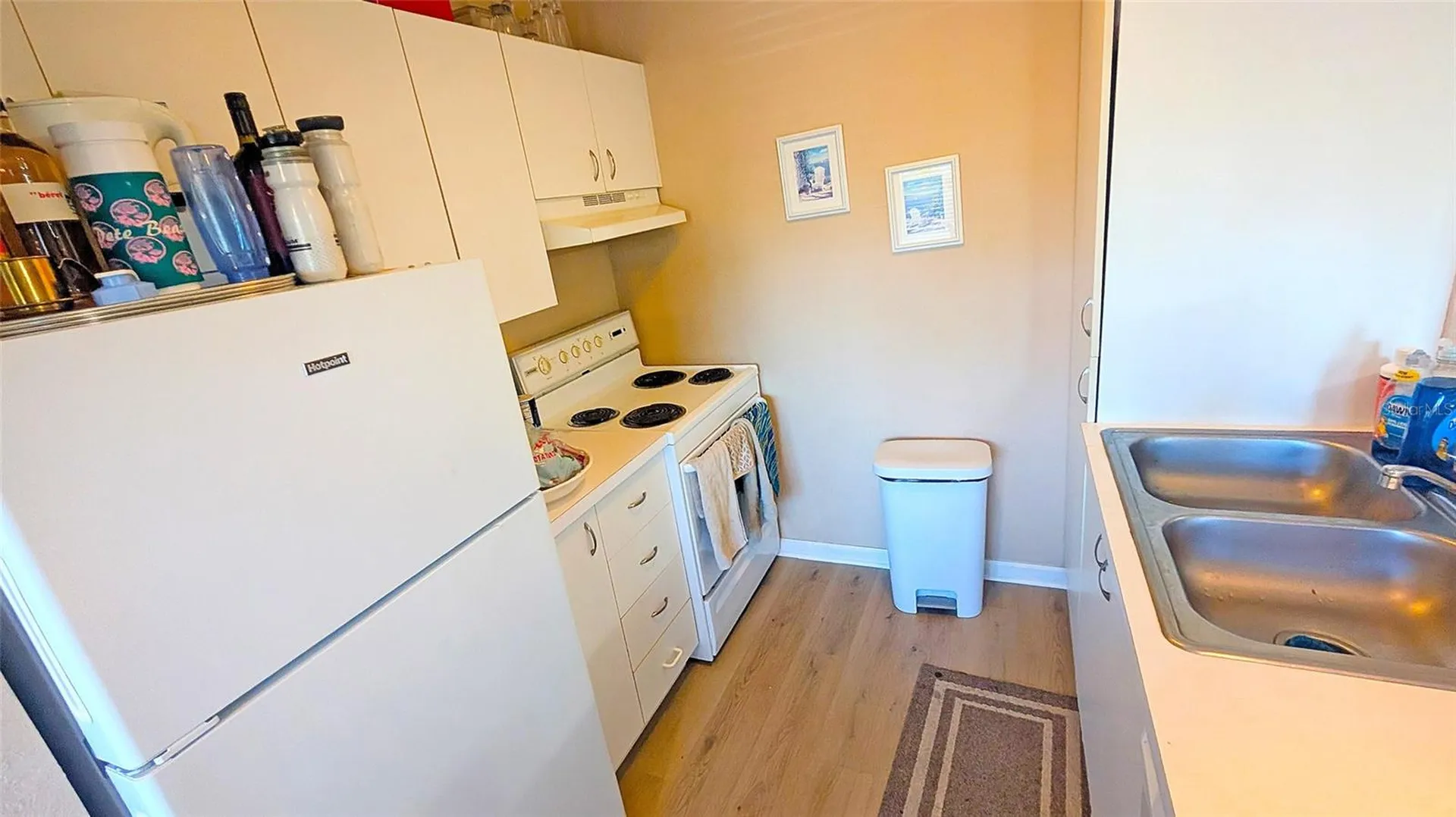 850 S Tamiami Trail Sarasota FL 34236