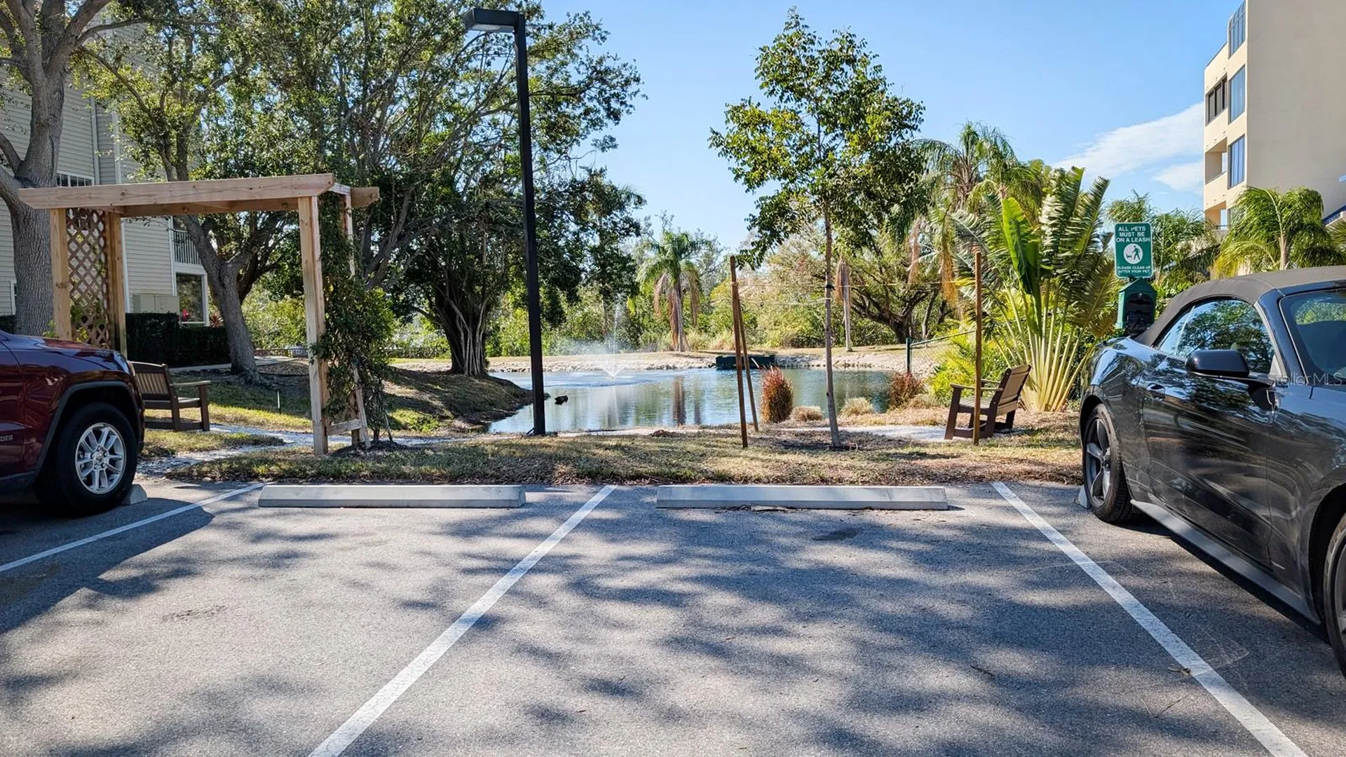 850 S Tamiami Trail Sarasota FL 34236