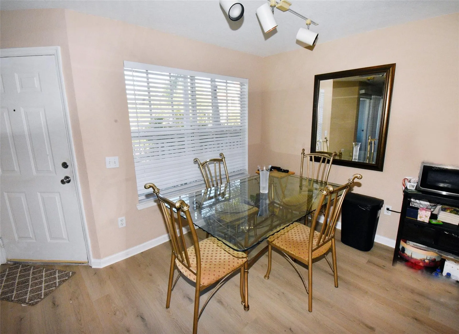 850 S Tamiami Trail Sarasota FL 34236