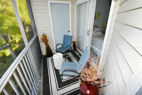 850 S Tamiami Trail Sarasota FL 34236