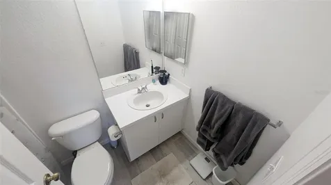 850 S Tamiami Trail Sarasota FL 34236