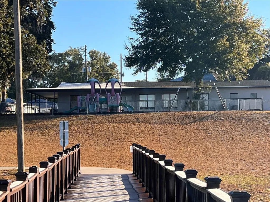24 SE 130 Court Dunnellon FL 34431