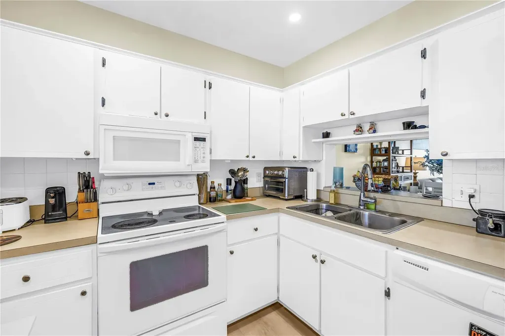 10215 Regal Drive Largo FL 33774