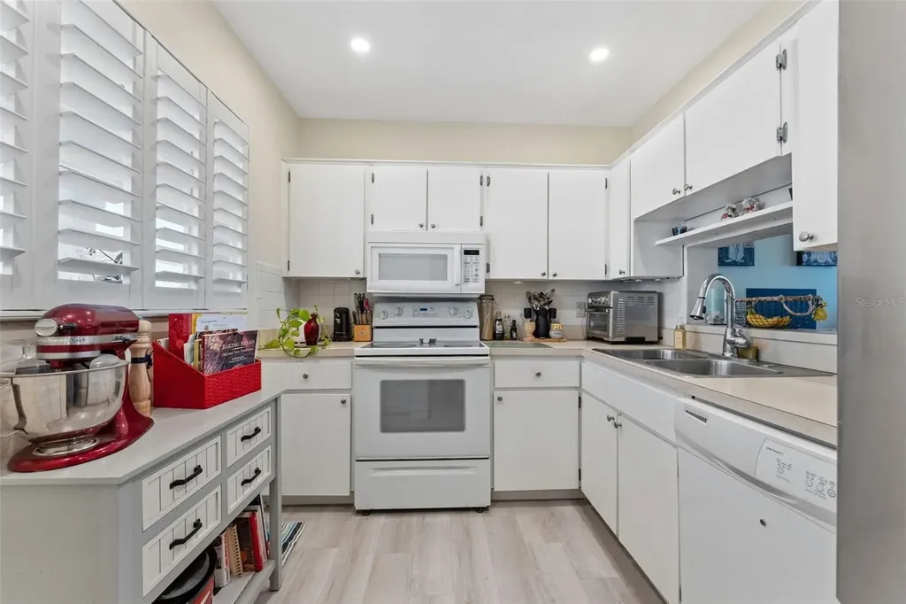 10215 Regal Drive Largo FL 33774