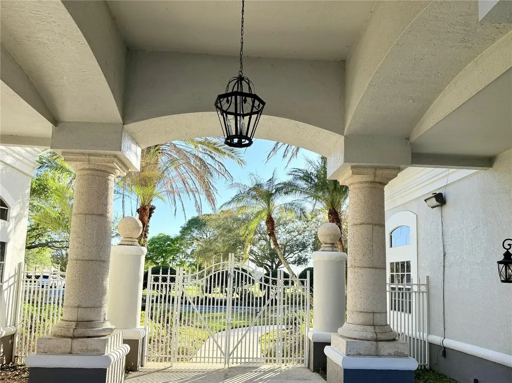 13839 Fairway Island Drive Orlando FL 32837