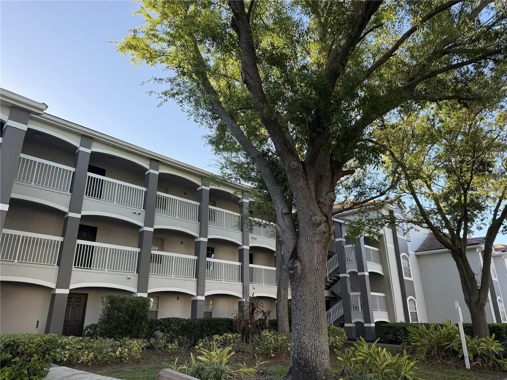 13839 Fairway Island Drive Orlando FL 32837