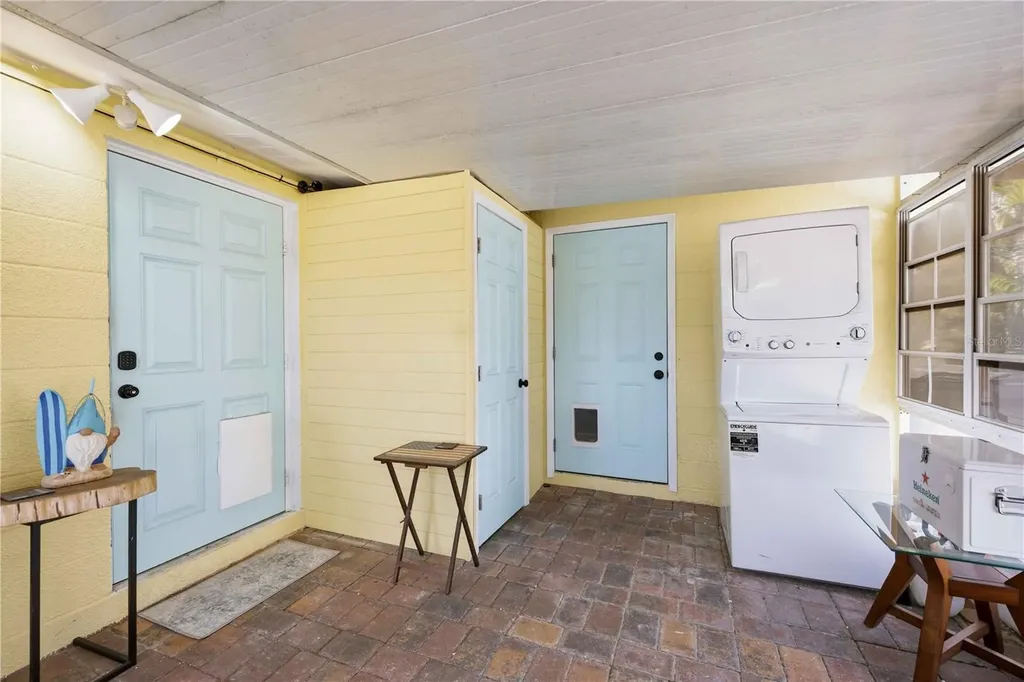 370 E Fray Street Englewood FL 34223