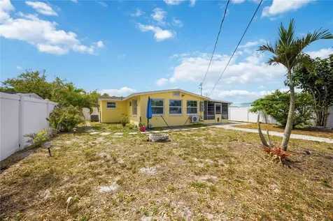 370 E Fray Street Englewood FL 34223