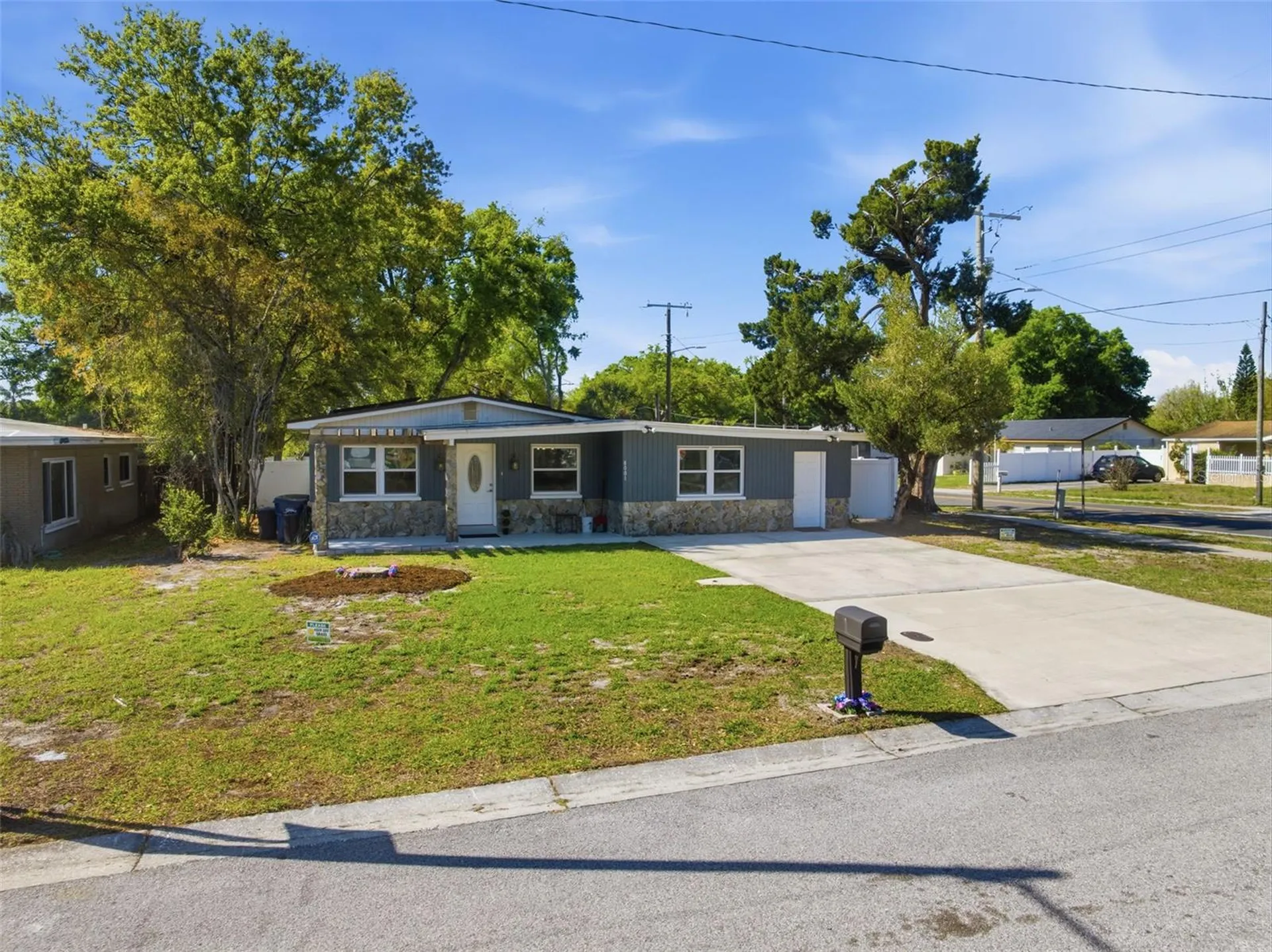 8001 N Ola Avenue Tampa FL 33604