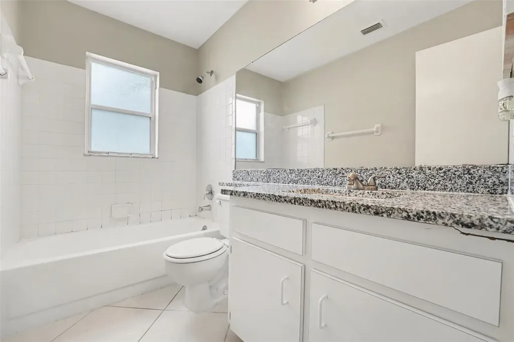 204 Kingshill Court SE Winter Haven FL 33884