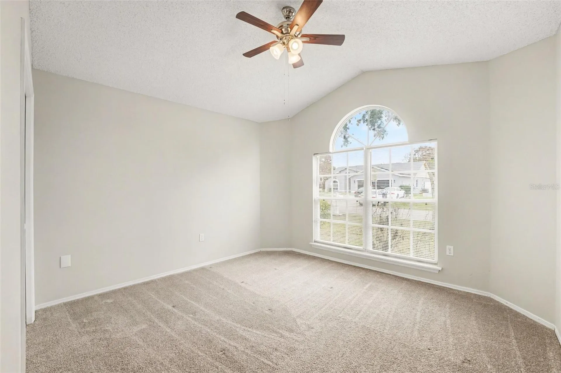 204 Kingshill Court SE Winter Haven FL 33884