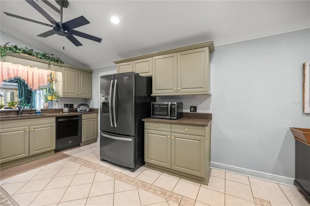 4425 SE 2nd Place Ocala FL 34471