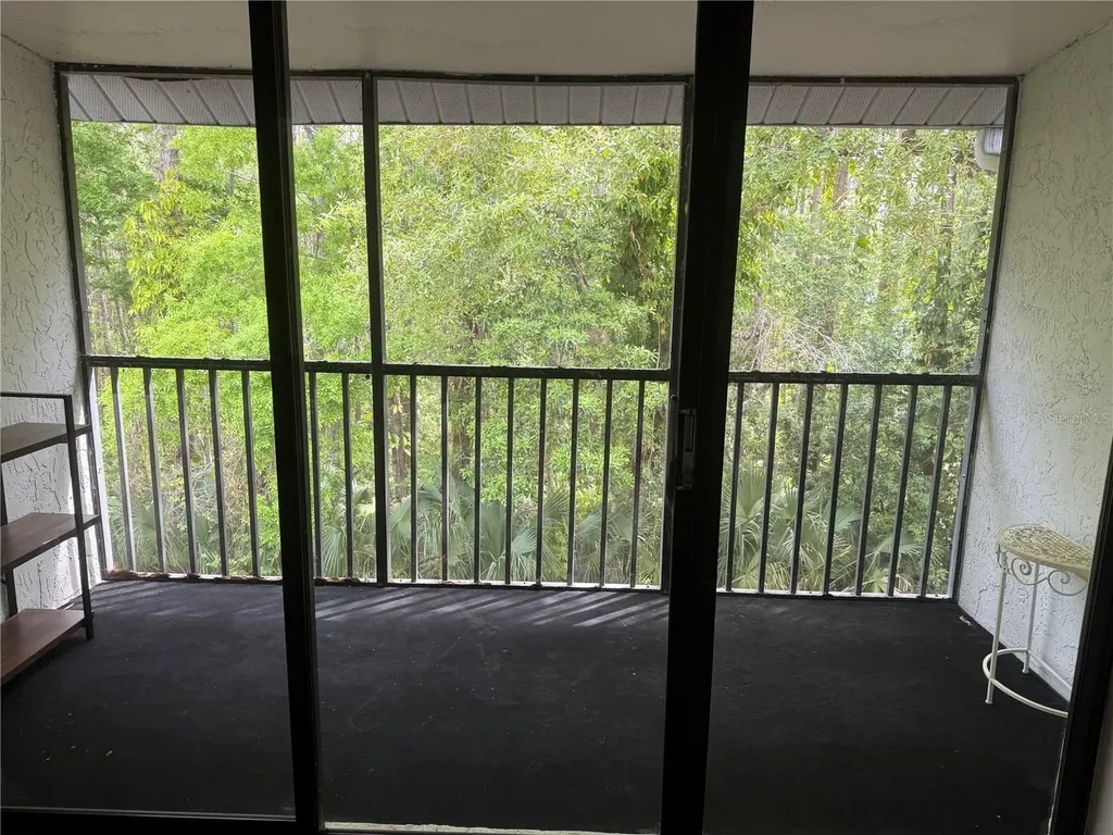 1236 Pine Ridge Circle W Tarpon Springs FL 34688