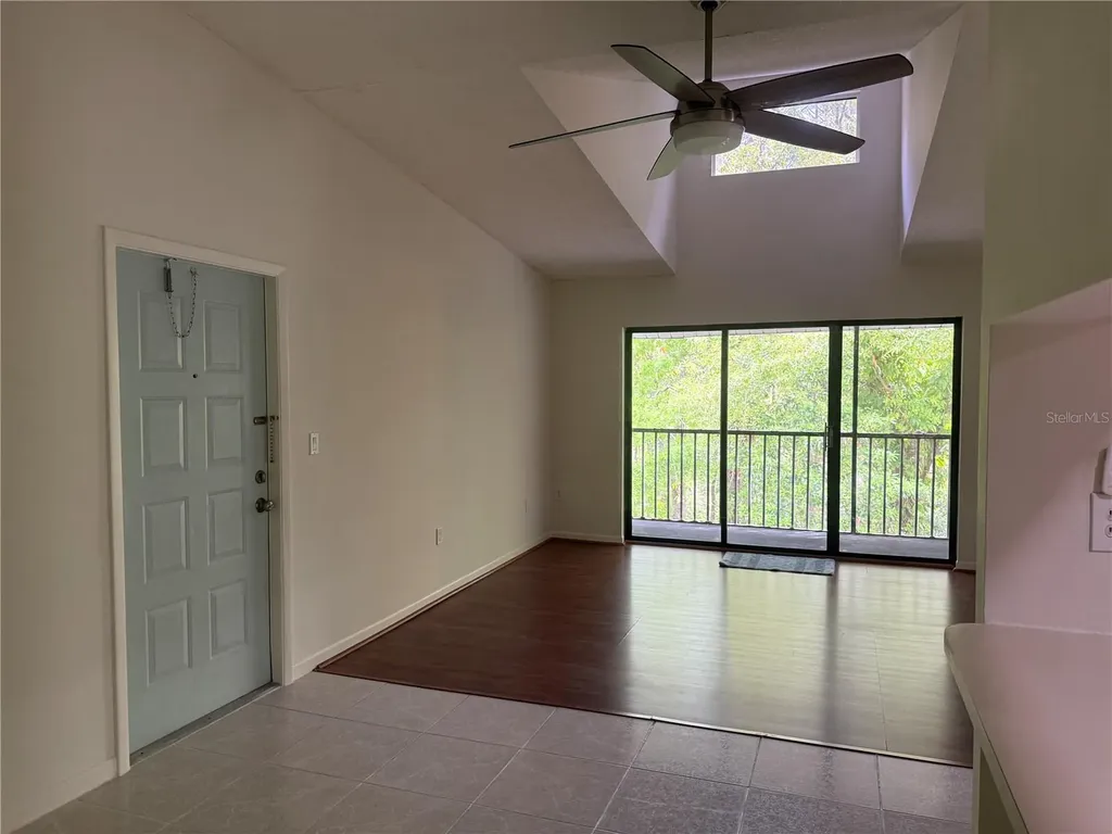 1236 Pine Ridge Circle W Tarpon Springs FL 34688