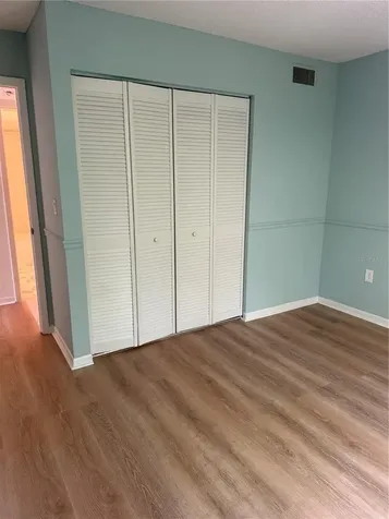 1236 Pine Ridge Circle W Tarpon Springs FL 34688