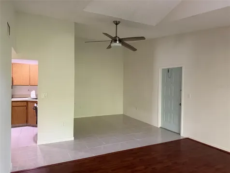 1236 Pine Ridge Circle W Tarpon Springs FL 34688