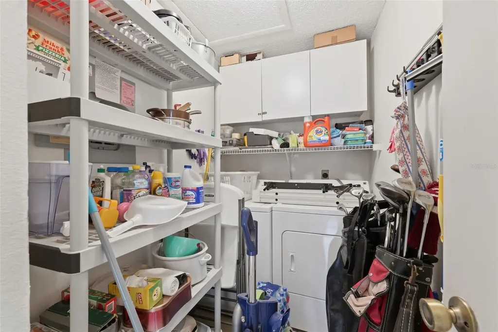9484 Nakoma Way Weeki Wachee FL 34613