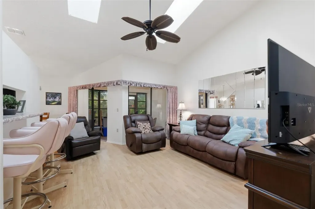 9484 Nakoma Way Weeki Wachee FL 34613