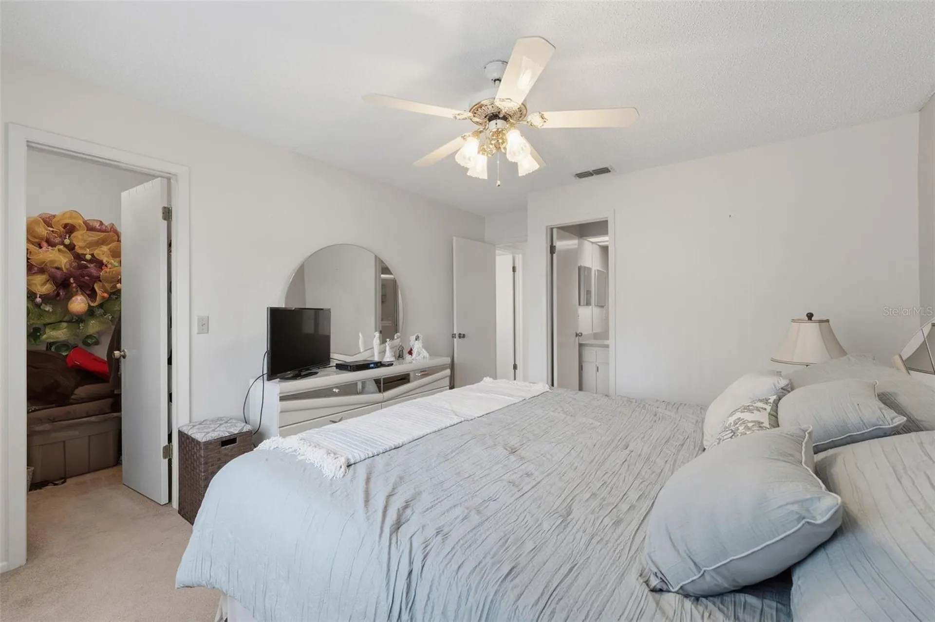 9484 Nakoma Way Weeki Wachee FL 34613