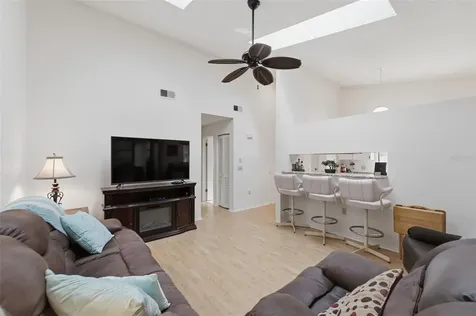 9484 Nakoma Way Weeki Wachee FL 34613
