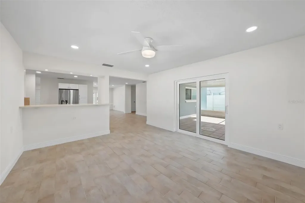 11441 47th Avenue N St Petersburg FL 33708