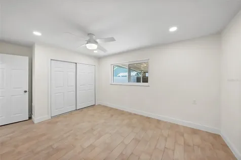 11441 47th Avenue N St Petersburg FL 33708