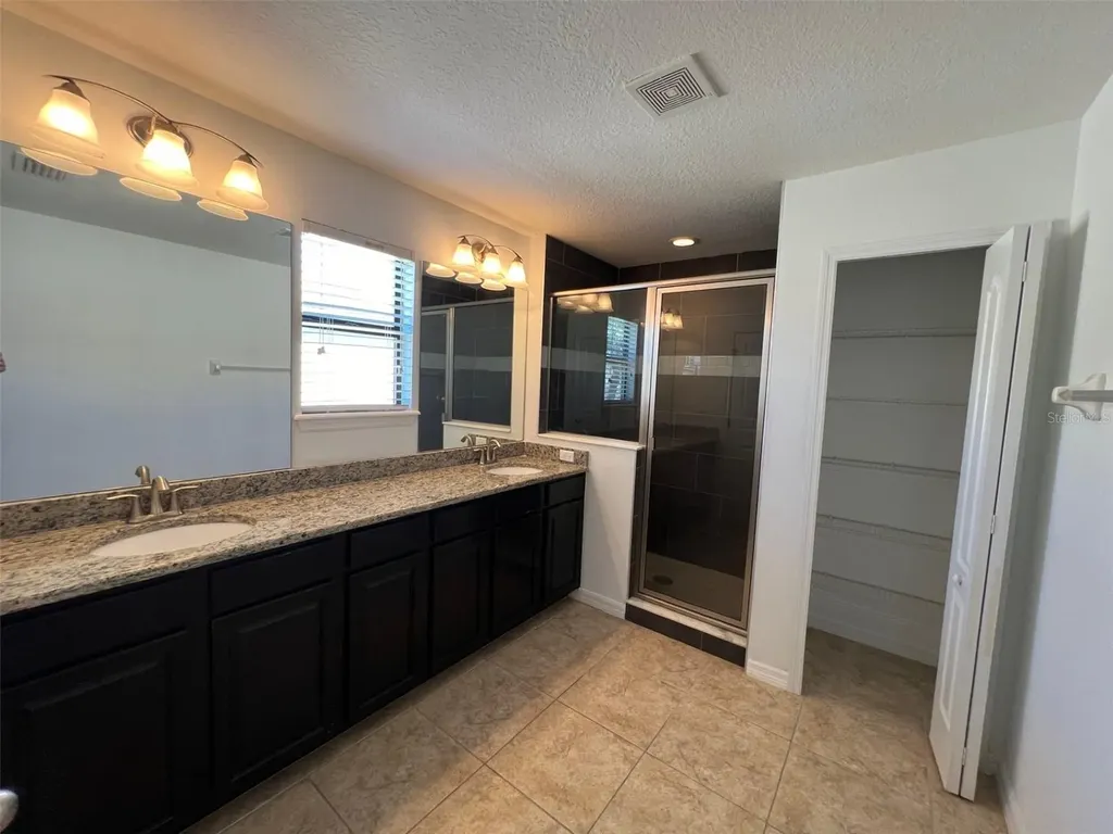 10243 Villa Palazzo Court Tampa FL 33615