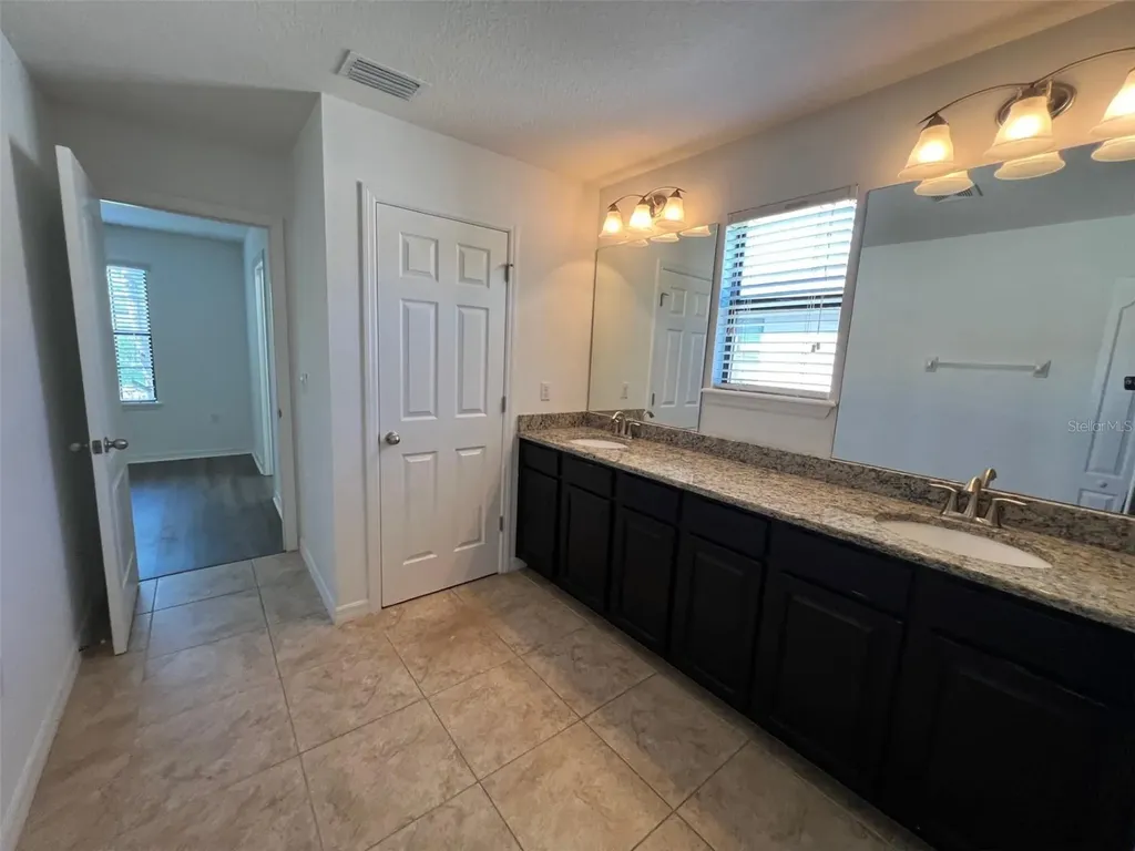 10243 Villa Palazzo Court Tampa FL 33615