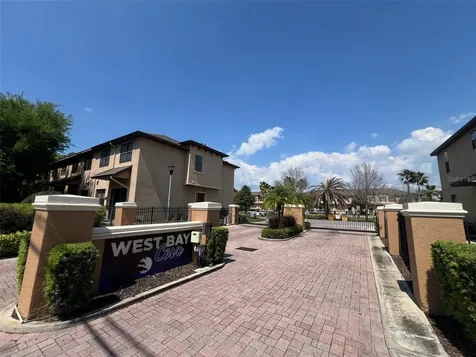 10243 Villa Palazzo Court Tampa FL 33615