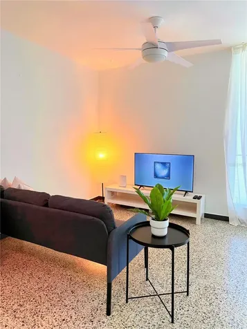 530 B/q 196-24 Villa Carolina Carolina PR 00985