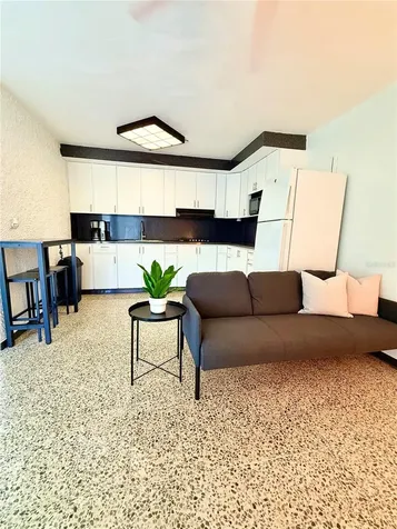 530 B/q 196-24 Villa Carolina Carolina PR 00985